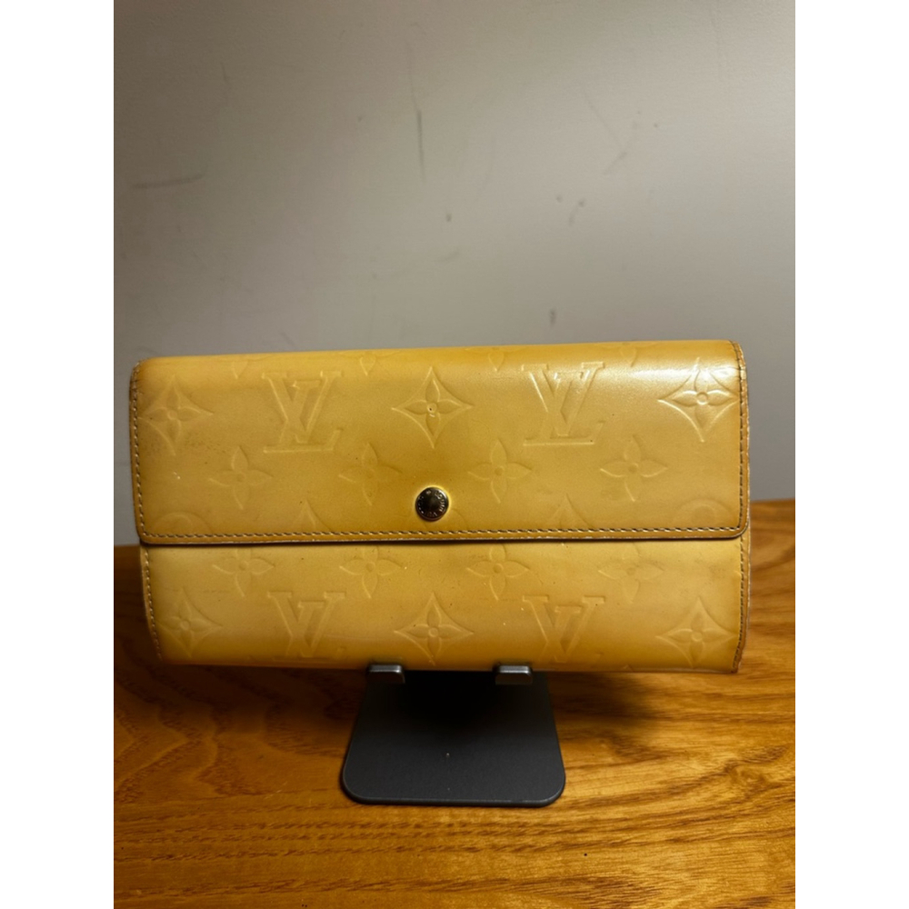 Louis Vuitton Yellow Leather Vernis Long Flap Wallet - Picture 2 of 11